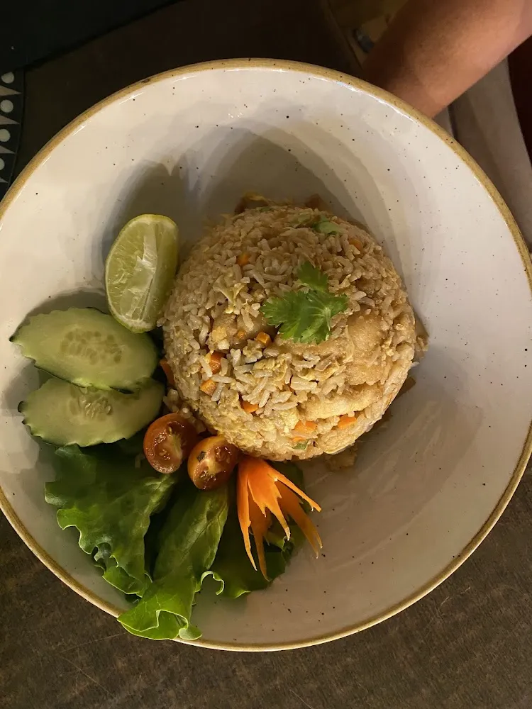 Riz Sauté Au Poulet Et Légumes